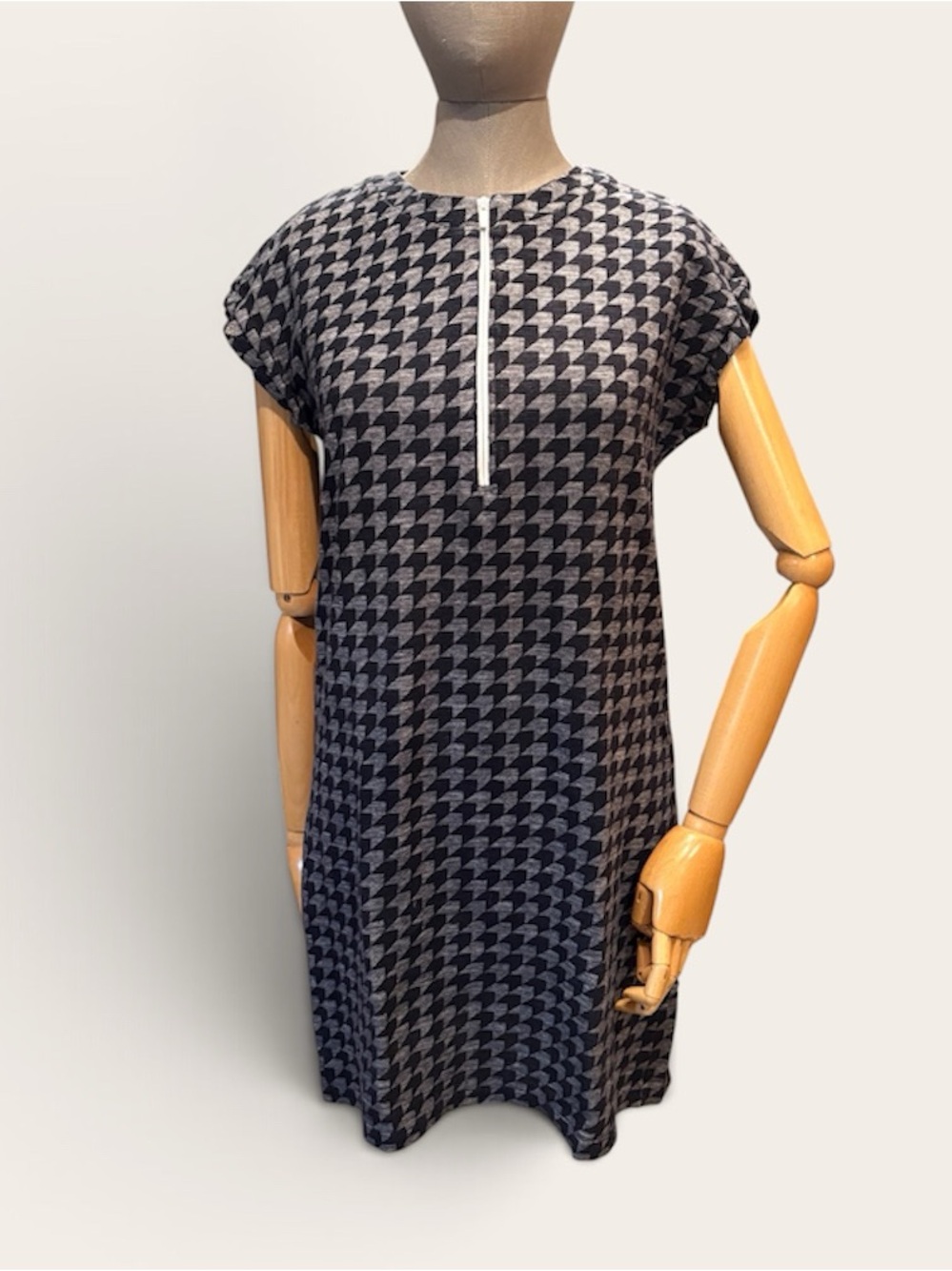 Lacoste Houndstooth cotton linen Short Sleeve Dress - Dark blue & Grey, like new
